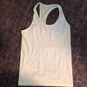 Lululemon swiftly tech racer back